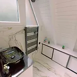 Białe Molo - Domki&spa Domek alpejski