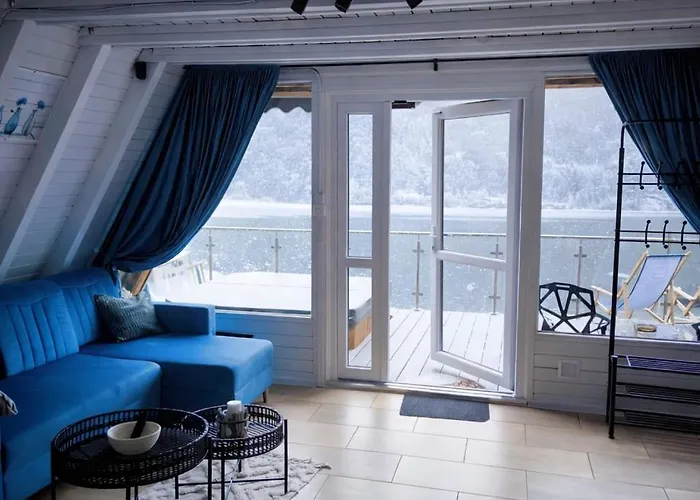 Biale Molo - & Horská chata